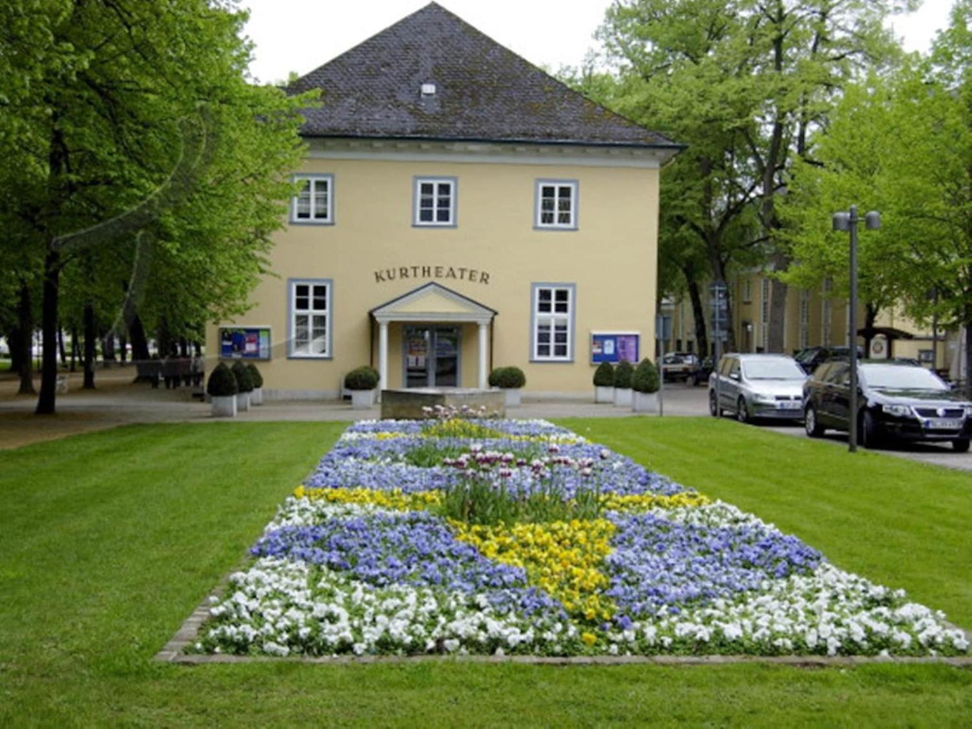 Spacious Apartment In Weser Uplands With Garden 바트피르몬트 외부 사진